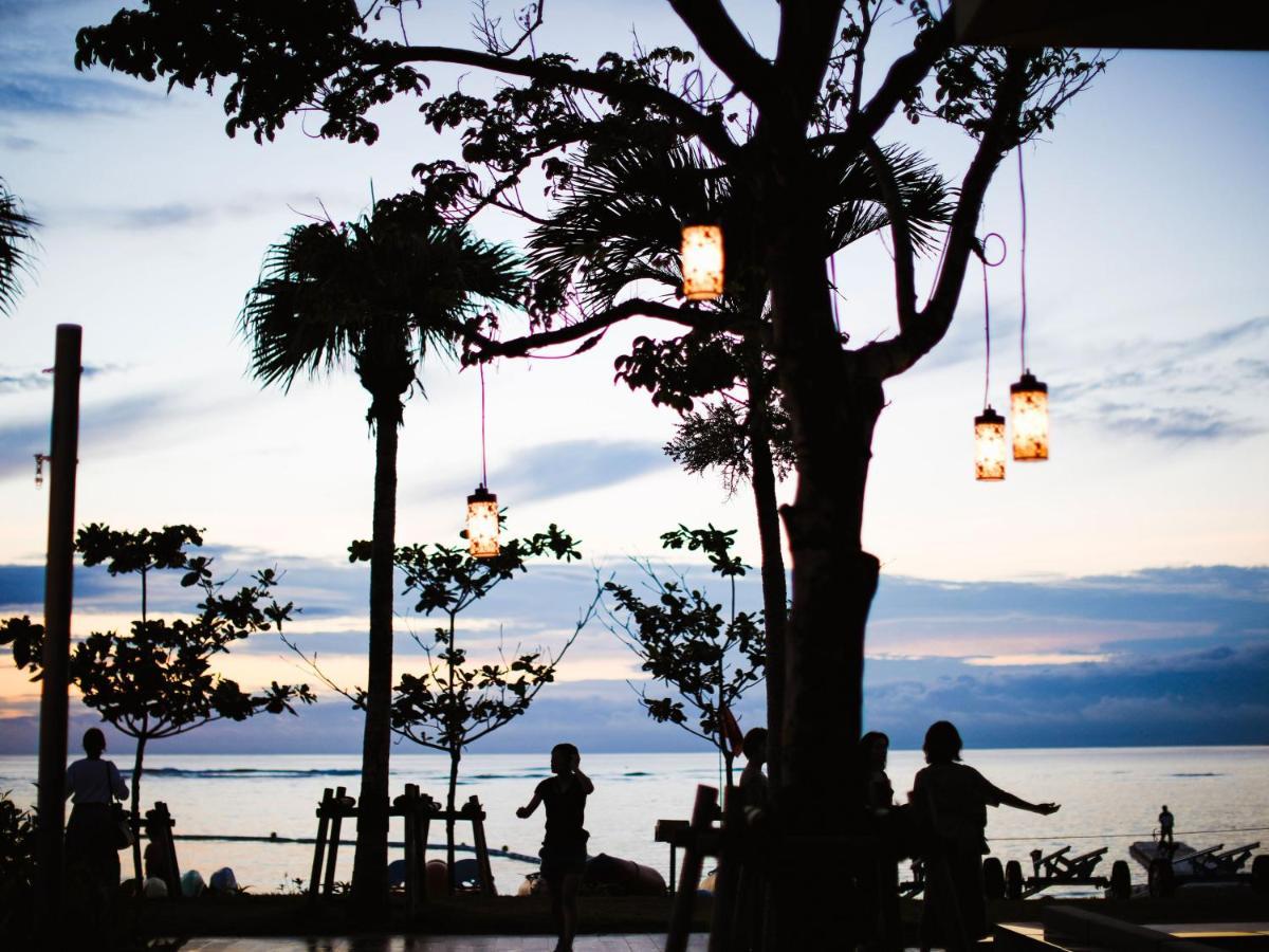 ฟูซากิ บีช รีสอร์ต โฮเต็ล แอนด์ วิลลา Hotel Ishigaki  ภายนอก รูปภาพ