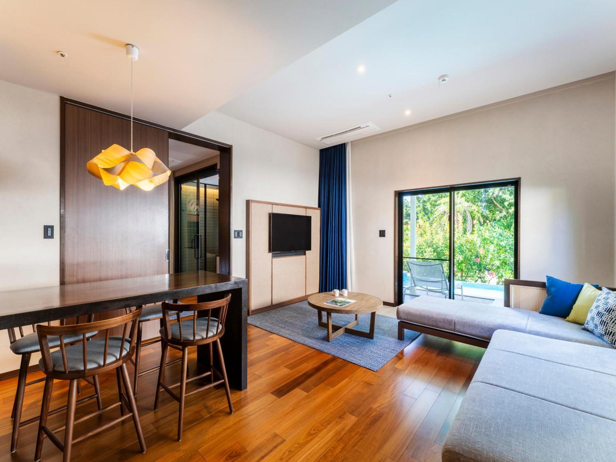 ฟูซากิ บีช รีสอร์ต โฮเต็ล แอนด์ วิลลา Hotel Ishigaki  ภายนอก รูปภาพ