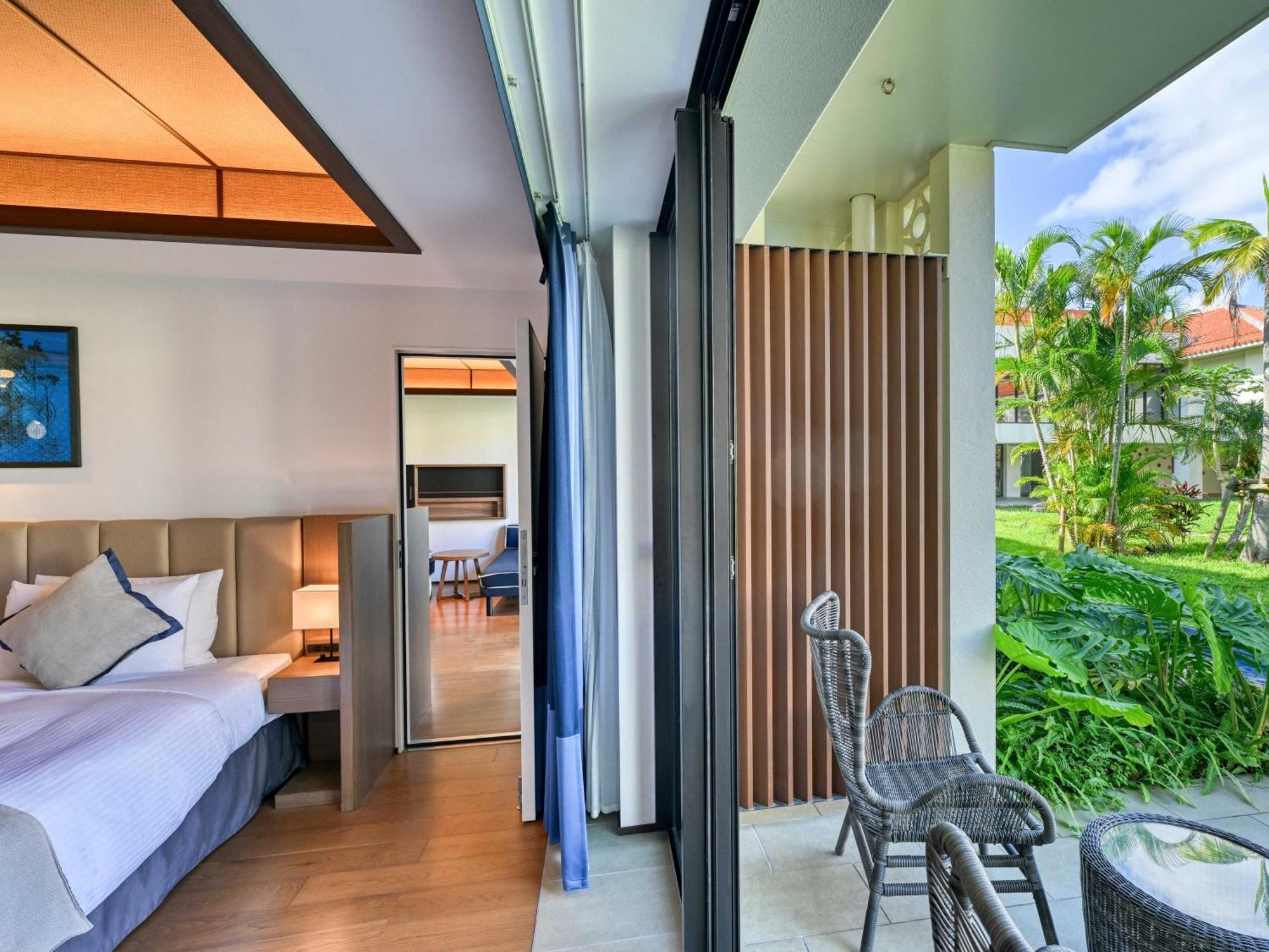 ฟูซากิ บีช รีสอร์ต โฮเต็ล แอนด์ วิลลา Hotel Ishigaki  ภายนอก รูปภาพ
