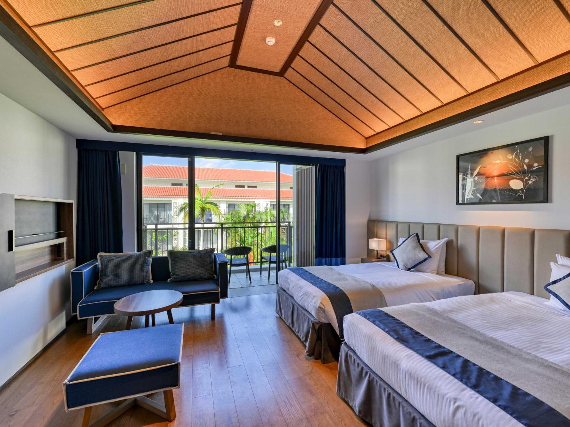 ฟูซากิ บีช รีสอร์ต โฮเต็ล แอนด์ วิลลา Hotel Ishigaki  ภายนอก รูปภาพ